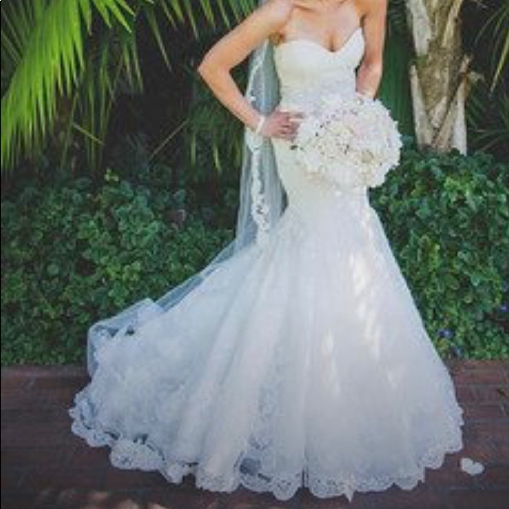 ENZOANI strapless lace wedding dress